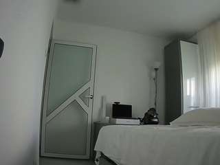 voyeurcam charmhellen kitchen