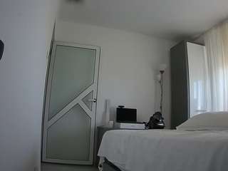 voyeurcam-charmhellen-kitchen