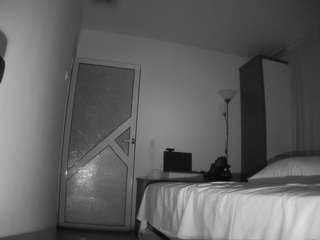 voyeurcam-charmhellen-kitchen