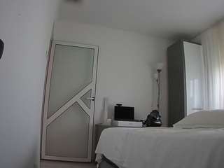 voyeurcam-charmhellen-kitchen
