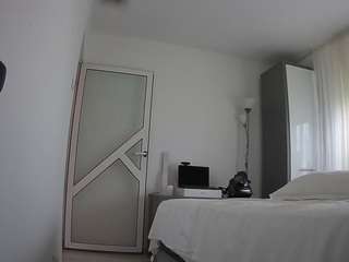 voyeurcam-charmhellen-kitchen