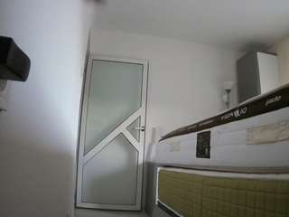 voyeurcam-charmhellen-kitchen
