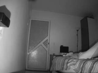 voyeurcam-charmhellen-kitchen