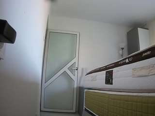 voyeurcam-charmhellen-kitchen