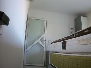 voyeurcam-charmhellen-kitchen