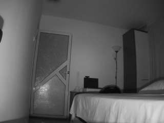 voyeurcam-charmhellen-kitchen