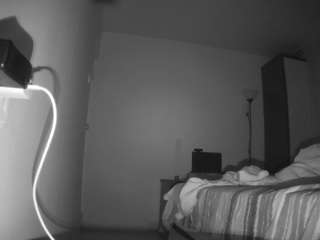 voyeurcam-charmhellen-kitchen