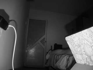 voyeurcam-charmhellen-kitchen
