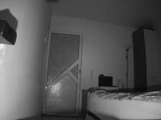voyeurcam-charmhellen-kitchen