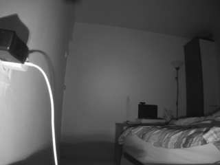 voyeurcam-charmhellen-kitchen