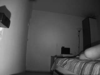 voyeurcam-charmhellen-kitchen