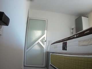 voyeurcam-charmhellen-kitchen