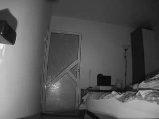 voyeurcam-charmhellen-kitchen