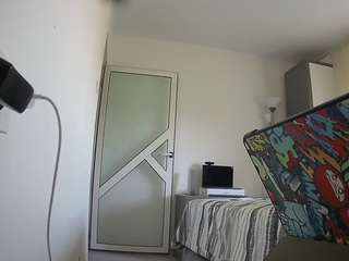 voyeurcam-charmhellen-kitchen live webcam show