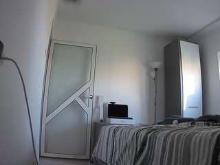 voyeurcam charmhellen kitchen live webcam show