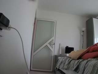 voyeurcam charmhellen kitchen live webcam show