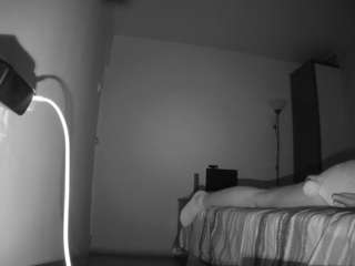 voyeurcam-charmhellen-kitchen