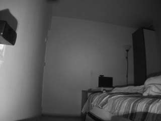 voyeurcam-charmhellen-kitchen
