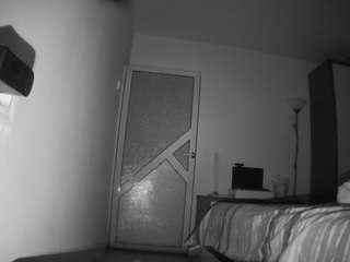 voyeurcam-charmhellen-kitchen