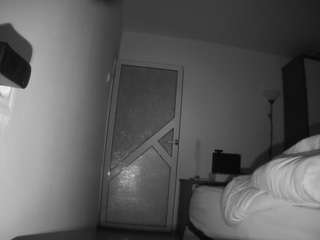 voyeurcam-charmhellen-kitchen
