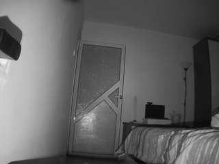 voyeurcam-charmhellen-kitchen