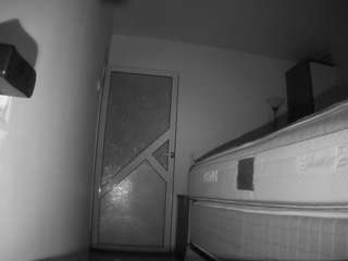 voyeurcam-charmhellen-kitchen