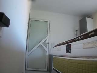 voyeurcam-charmhellen-kitchen