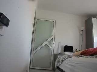 voyeurcam-charmhellen-kitchen