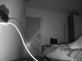voyeurcam charmhellen kitchen