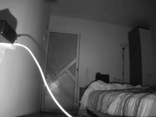 voyeurcam-charmhellen-kitchen