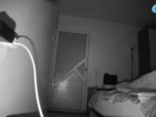 voyeurcam-charmhellen-kitchen