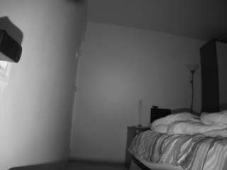 voyeurcam-charmhellen-kitchen