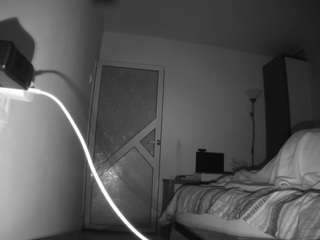 voyeurcam-charmhellen-kitchen