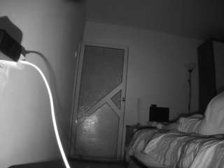 voyeurcam charmhellen kitchen