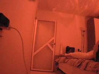 voyeurcam charmhellen kitchen
