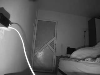 voyeurcam charmhellen kitchen