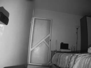 voyeurcam charmhellen kitchen