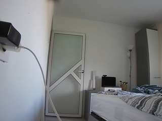 voyeurcam charmhellen kitchen