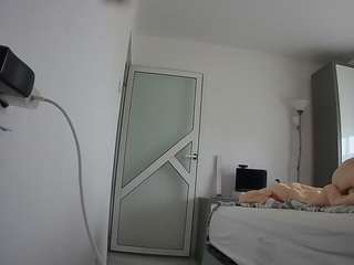 voyeurcam charmhellen kitchen