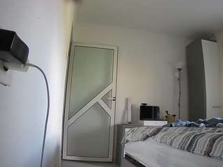 voyeurcam charmhellen kitchen