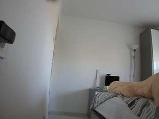 voyeurcam charmhellen kitchen