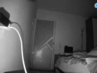 voyeurcam charmhellen kitchen
