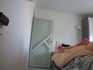 voyeurcam charmhellen kitchen