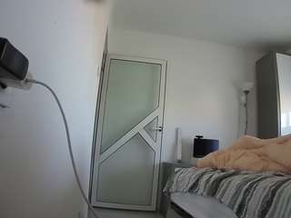 voyeurcam charmhellen kitchen