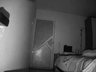 voyeurcam charmhellen kitchen