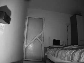 voyeurcam charmhellen kitchen
