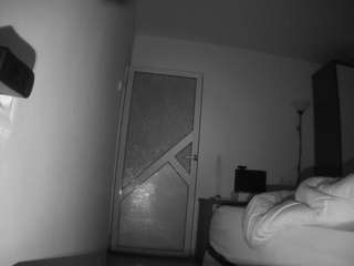 voyeurcam charmhellen kitchen