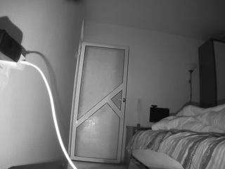 voyeurcam charmhellen kitchen
