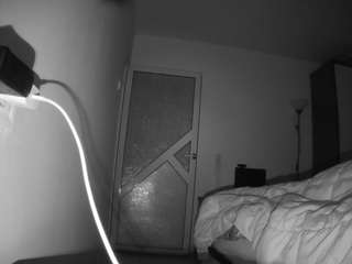 voyeurcam charmhellen kitchen