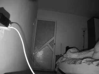 voyeurcam charmhellen kitchen